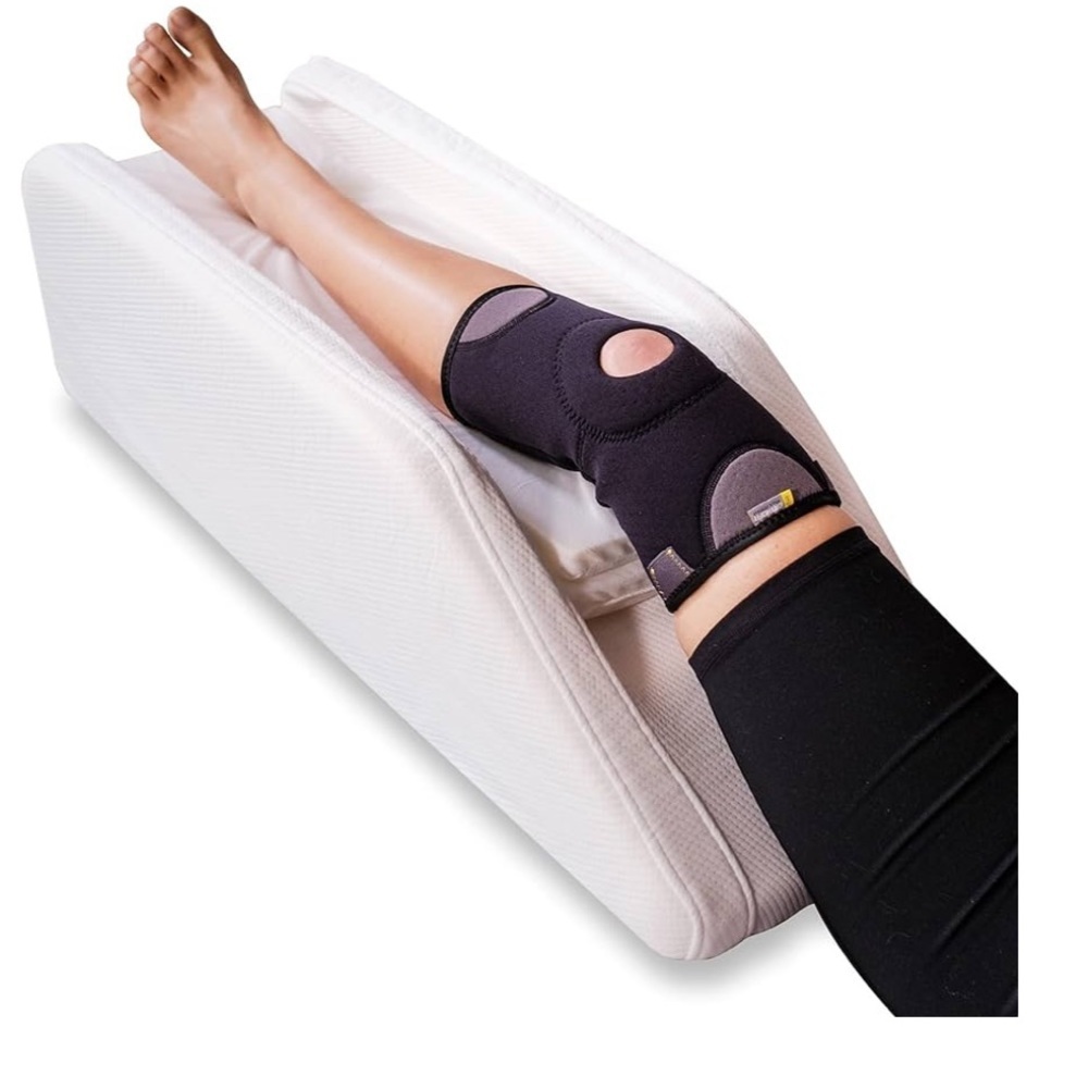 PURE COMFORT leg elevation pillow